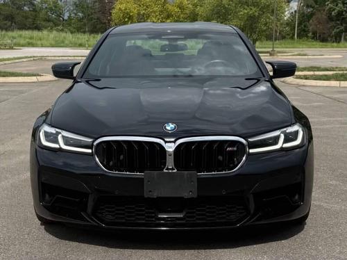 BMW M5 2022