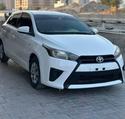 تويوتا ياريس 2016