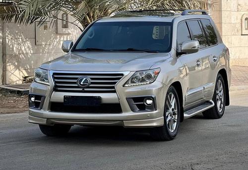 Lexus LX 570 2014