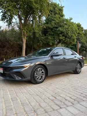 Hyundai Elantra 2024