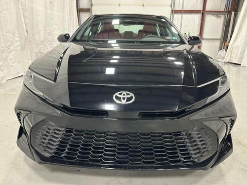 Toyota Camry 2025